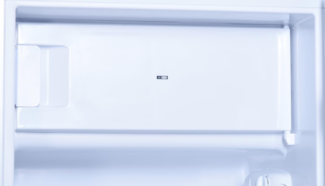 Wolkenstein WKS125.4EEB Einbaukühlschrank mit Gefrierfach | 118 Liter Nutzinhalt | 4 Sterne gefrierfach | Wechselbarer Türanschlag | LED Beleuchtung | 39 dB | 54 cm Breite | Weiß