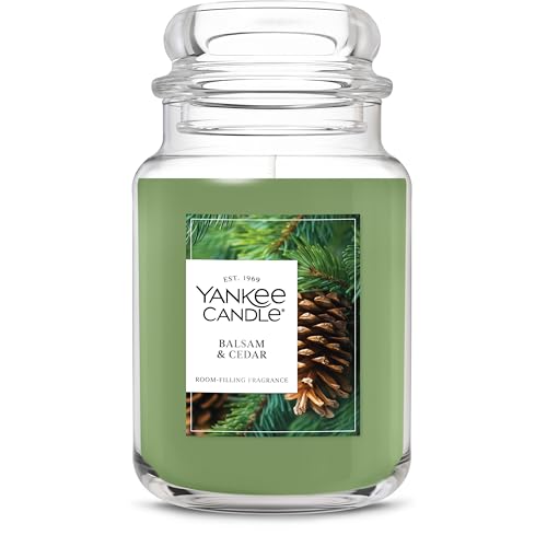 Yankee Candle Balsam & Cedar Scented Candle, 22oz Large Jar | Up to 150 Hour Burn Time, Room Filling Fragrance, Long-Lasting Scent, Premium Plant Wax Blend, Consistent Burn, Giftable