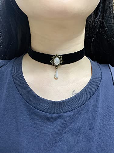 Vintage Black Velvet Choker Necklace for Women Gothic Victorian Crystal Charms Adjustable Chain Necklaces Retro Boho Dress Accessories Punk 80s 90s Christmas Halloween Cosplay Party Jewelry (Shell Pearl Drop)2