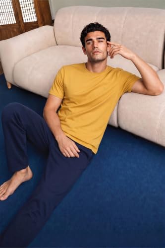 Image of Van Heusen Men's Crew Neck T-Shirt - Soft & Breathable Cotton | Regular Fit | Comfortable Everyday Casual Wear | Short Sleeves | Summer Favorite |Solid Colors | Style 60052|Available in Pack of 1 & 2