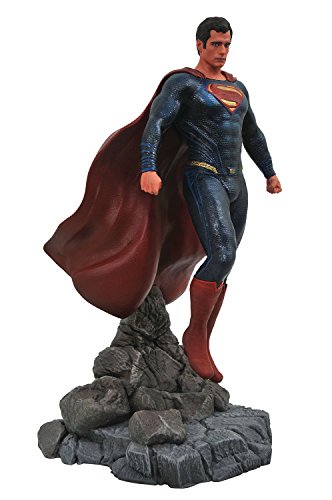 Diamond Select Toys DC Gallery: Justice League Movie Superman PVC Gallery Figure