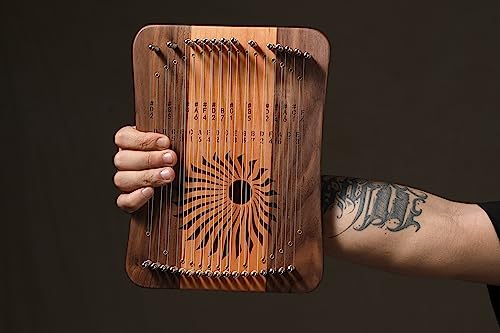 Hluru lyre harp 17/31 strings Harpika (31 strings, American Cherry + North American Walnut)