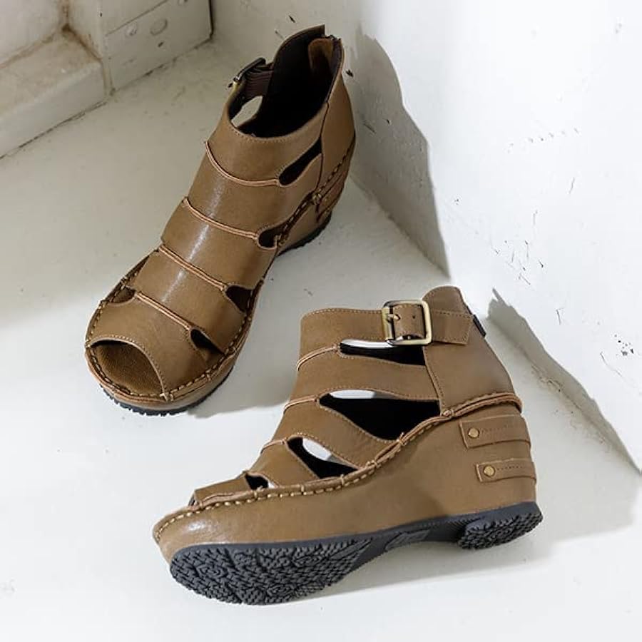 [ヒナ デイ グリーン] 【23春夏 厚底本革ドットパンチブーティー ベージュ SS(21.5)