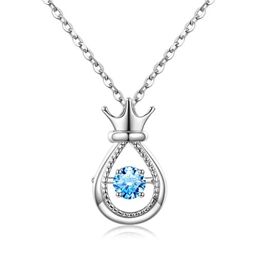Collier pendentif carré en zircone de haute qualité avec motif couronne ciselé
