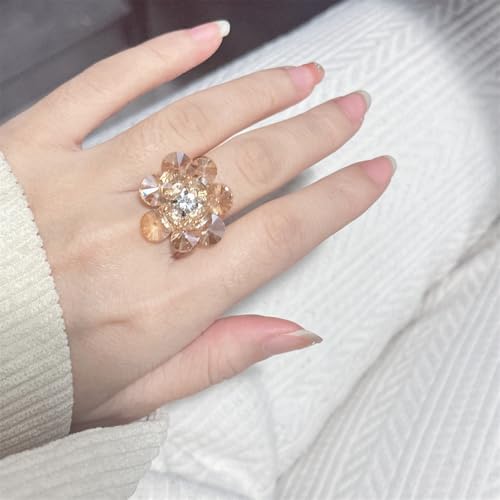 Bague fleur de cristal ajustable, le cadeau délicat idéal