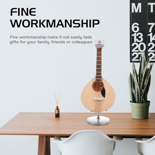 Guitarra portuguesa de madera como obsequio original de escritorio para compañeros 4