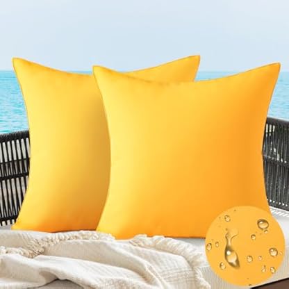 JOTOM 2er Set Outdoor wasserdichte Kissenbezüge, Dekorative Weich Einfarbig Wurf Kissenbezug Moderne Kissenhüllen Sofakissen Dekokissen Zierkissenbezug für Garten Wohnzimmer Deko (45x45cm, Gelb)