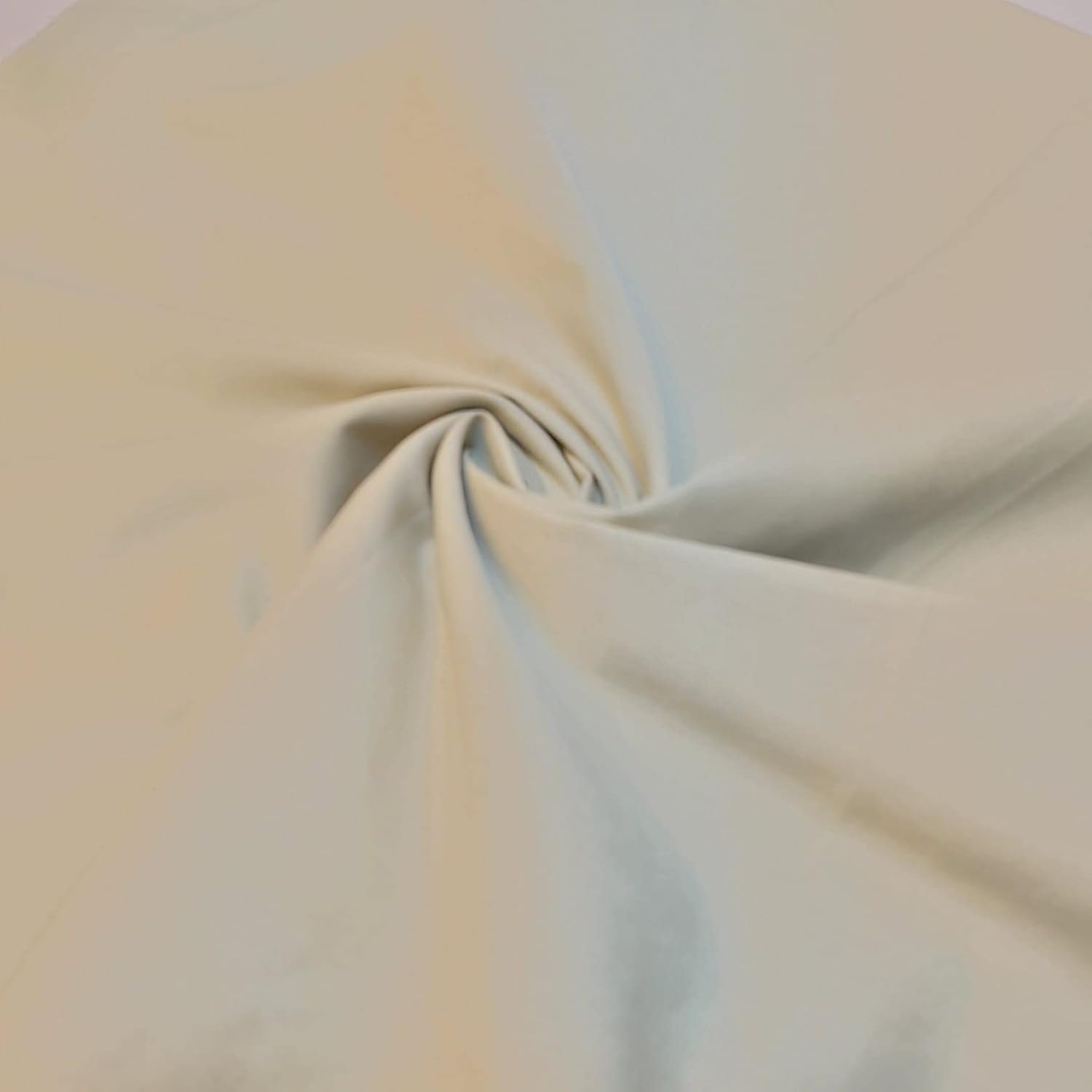 Plain/Solid Dyed Polycotton Dress Craft Fabric Material 45", 112 cm Wide Sold As 1 Meter Pre