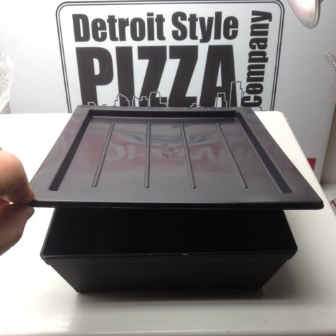 Detroit Style Pizza Home Pizza Making Kit - 5Pc Gift Set (8X10 Pan & Lid) #TOP2