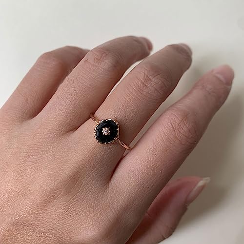 Vintage Black Onyx Engagement Ring for Women Gold Art Deco Solitaire Wedding Ring Unique Oval Cut Stone Anniversary Jewelry3