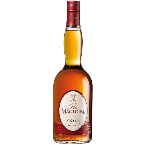Père Magloire VSOP Calvados - 70cl, 40% ABV - Premium Calvados Apple Brandy Normandy - Smooth and Complex - Ideal Brandy Gifts for Men or Women