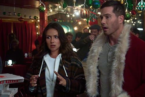 Hallmark Countdown to Christmas 3-Movie Collection (Mystery on Mistletoe Lane / Catch Me If You Claus / To All A Good Night) [DVD]