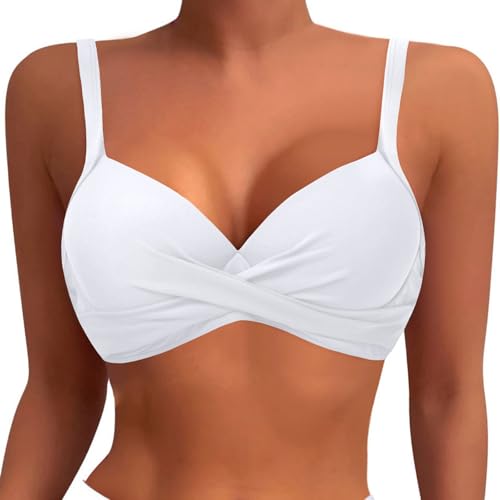 Bikini bleu ciel à armatures idéal pour vos journées à la plage