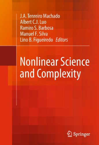 Preisvergleich Produktbild Nonlinear Science and Complexity