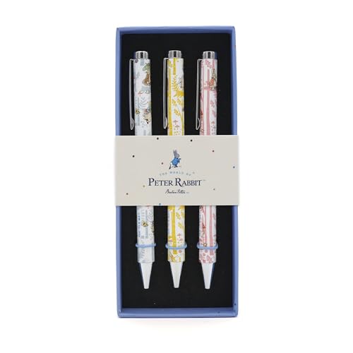 Set regalo ufficiale: questo affascinante set di penne in confezione regalo è un prodotto con licenza ufficiale Peter Rabbit e mette in mostra le splendide opere d'arte delle storie di Beatrix Potter.
