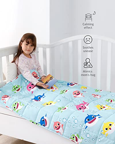 Kivik Weighted Blanket 3lbs, Green Shark Heavy Blanket Throw, Small Weighted Cooling Blankets 3 Pounds, Cute Blanket for All-Season, 36x48 Inches Green