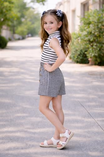 Image of Girl's Solid Cotton Blend Style Top and Shorts Set