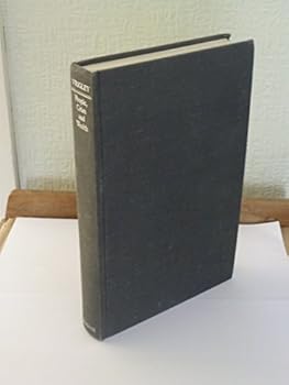 Hardcover People, cities, and wealth: The transformation of traditional society Book