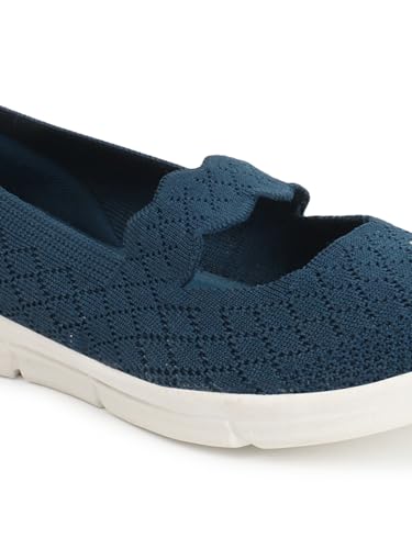 Image of Carlton London Women Mesh Flyknit Slip-On Lightweight Shoes