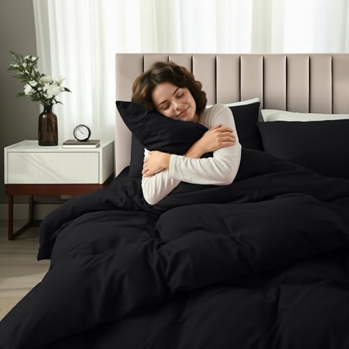 Image of Utopia Bedding Duvet Cover King with Fitted Sheet (78x80) - 2 Pillow Case King - All Season Luxury Bed in a Bag with Zippered Duvet Cover - No Comforter (Black)