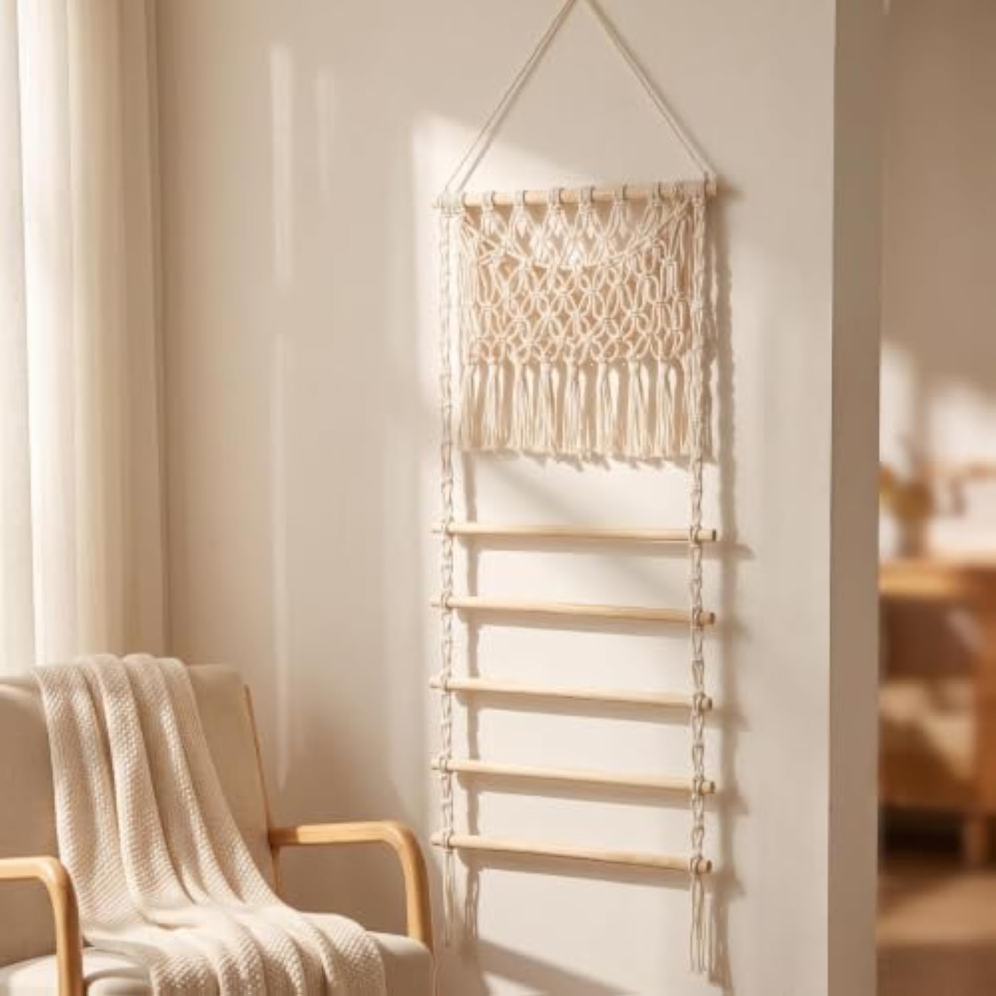 Macrame Wall Hanging with Pocket Decorative Woven Wall Pocket