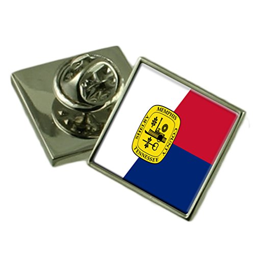 Badge homme argent parfait pour sublimer votre veste lors d'un mariage