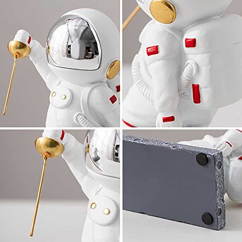Escrime statue d'astronaute LEONARK en résine dorée - 5