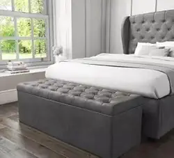 Puff Baú pé de cama 90 cm no Sued Capitone (Porta objetos e Brinquedos) - Não Acompanha Cabeceira - CINZA