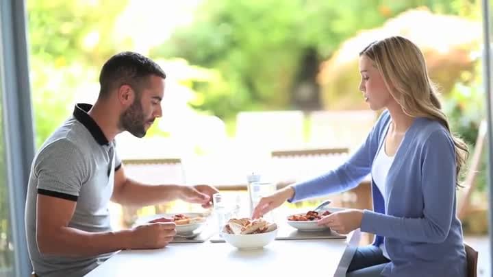 Bild 6 - Russell Hobbs 22750-56 Slow Cooker (antihaftbeschichteter, programmierbarer Timer/Garzeit), Schongarer Maxicook, 3 Temperatureinstellungen 200 W, Edelstahl/Schwarz, 6 l XL Gartopf