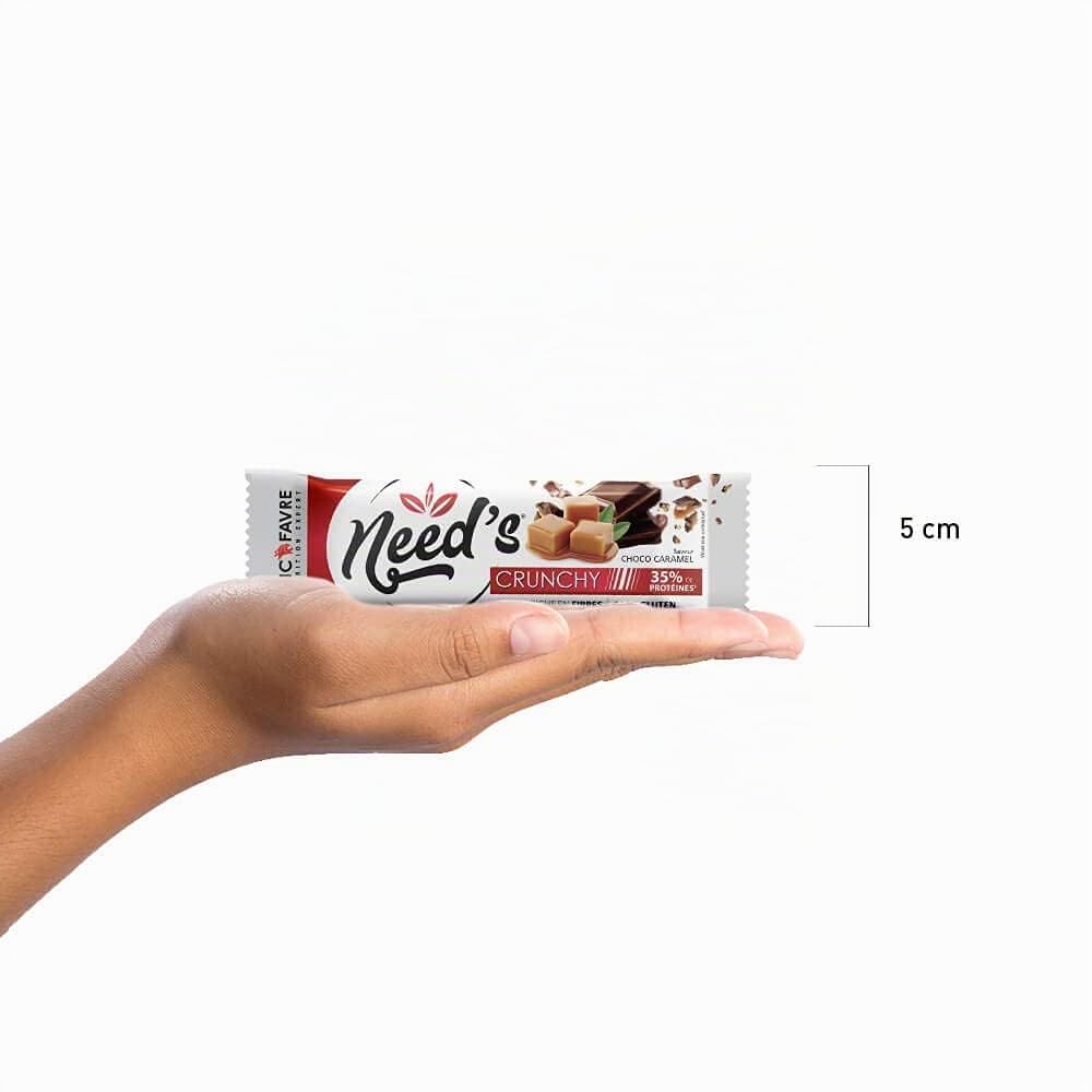 BARRE NEED'S CRUNCHY - Barre Gourmande et Croustillante, Riche en Protéines (35%), Sans Gluten, Adaptée aux Végétariens - Saveur Cranberry/Grenade - Display 12 Unités - Eric Favre