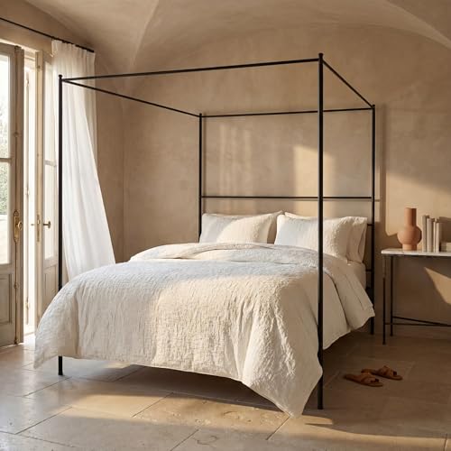 Image of HiEnd Accents Porto Matelasse 3 Piece Comforter Set with Pillow Shams, Queen Size, Cotton Vintage White Textured Modern Boho Chic Casual Luxury Bedding, 1 Comforter, 2 Pillowcases