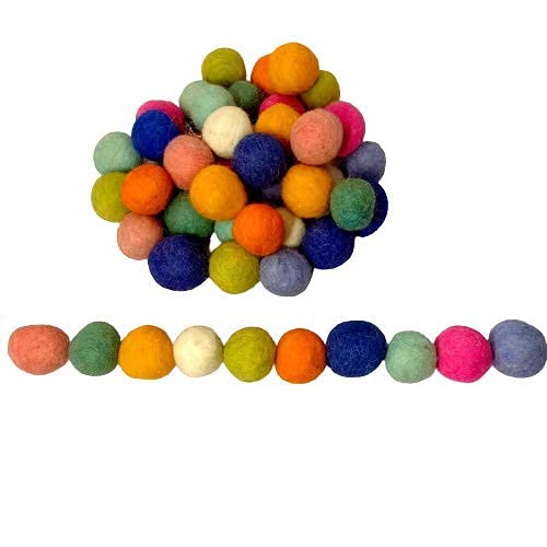 Image of OON Pompom Balls Round Fluffy Soft White Color 100% Wool Felt 2.5 cm Thick Pack of 50 Pieces for Art & Craft,Project Activity Hobby Supplies and DIY Creative Crafts Decorations (White, 50)