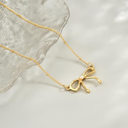 Collier cœur or 18 carats et perle : le cadeau idéal pour déclarer votre amour - 5