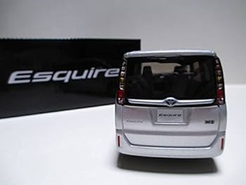 エスクァイア　カラーサンプル Amazon | 1/30 トヨタ 新型エスクァイア Esquire 前期