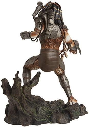 DIAMOND SELECT TOYS APR192538 Predator Gallery Classic Movie PVC Figure,Black