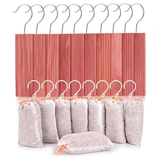 Homode Cedar Blocks, Cedar Hang Ups for Clothes Storage, 18 Pack
