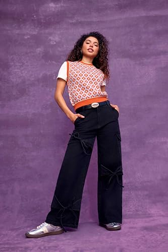 Image of CIDER Sweater Vest Women Sleeveless Cropped Sweaters Cute Graphic Tank Tops Old Money Clothes Fall Outfits