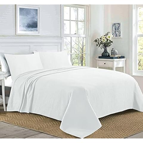 100% Cotton Waffle Throw Large White Blanket Cosy Warm Light Weight Sofa Bed Cover Breathable Blankets for Armchair rest - Machine Washable Cover