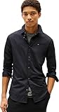 chemise noire homme CONFORT & DÉTAILS : Grâce à sa matière de qualité, cette chemise ajustée reste agréable à porter toute la journée. Les poignets boutonnés et le branding Tommy Jeans apportent une touche d’originalité.