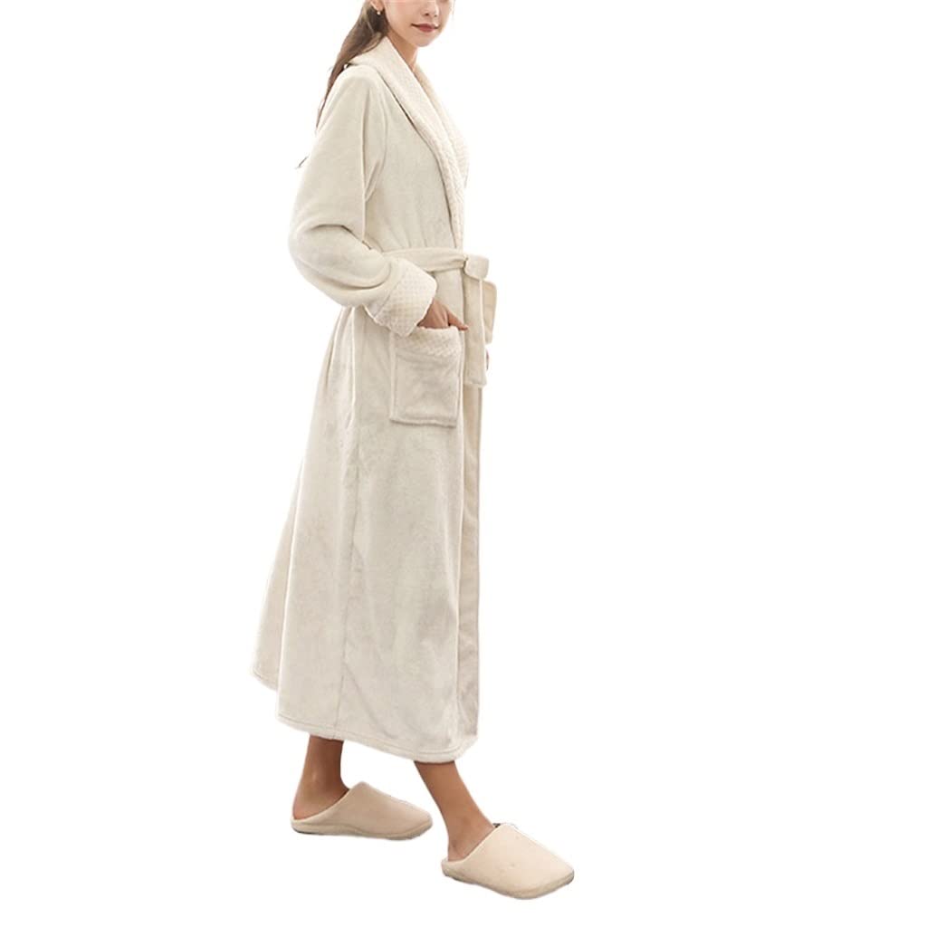 Pyjama couple en molleton blanc et peignoir long pour des dimanches cocooning au coin du feu