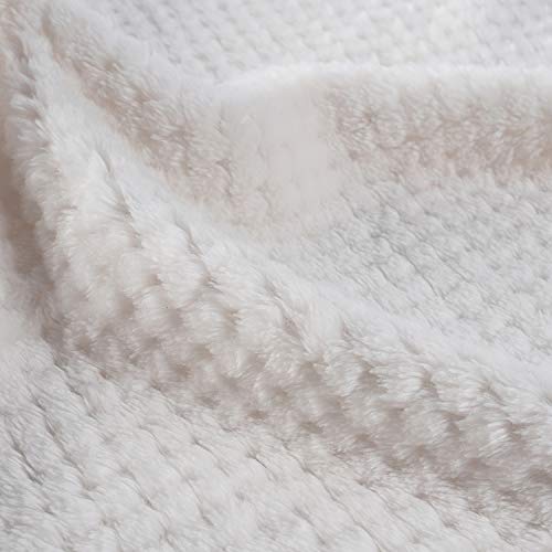 Image of Dog or Cat Blanket, Warm Polyester Microfiber Fleece Throw for Puppy, Kitten, Small, Medium, Large Dogs or Cats, Ivory, S /24 inch x 32 inch