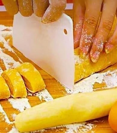 3’lü Hamur Kazıyıcı ve Şekillendirici Set – Pasta Spatulası Seti – Kek Kreması Düzleştirici, Hamur Kesici, Fondan Şekillendirici, Dişli Kenar Dekor Aparatı