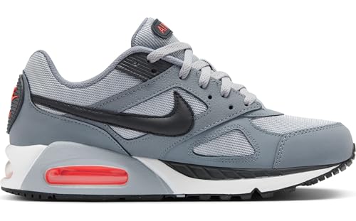 Image of Nike Men's Air Max Ivo Running Shoes