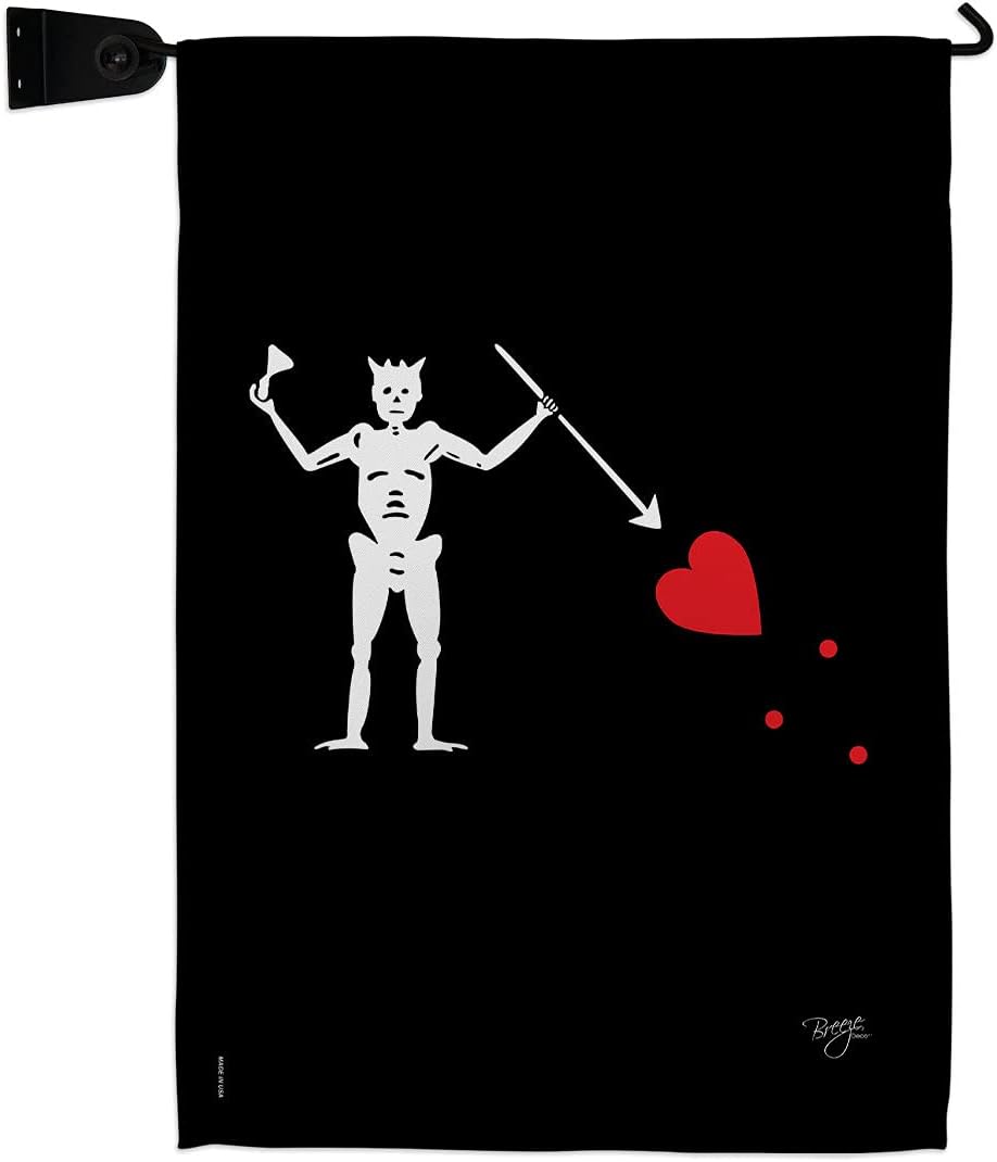 Blackbeards Burlap Garden Flag Coastal Pirate Ship Skull Treasure Map Carribean Jolly Blackbeard Jack Small Decorative Gift Yard House Banner Double-Sided Made In USA 13 X 18.5