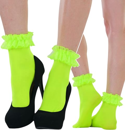 Image of ToBeInStyle Women's Indie Girl Ruffle Trim Heart Net Design Ankle High Fashion Socks