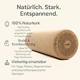 Zoom IMG-1 rullo di sughero per yoga Zoom IMG-1 rullo di sughero per yoga