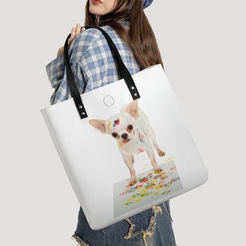 Sac à main shopper chien blanc : le grand sac de voyage contre le manque de place