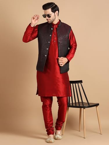 Image of men's Silk Blend Kurta Pejama & Waistcot Set
