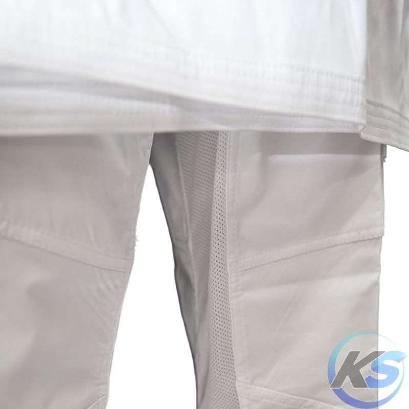 Divisa Karate Karategi Kumite Pro - Kimono da Competizione 350 g/m² - Ultra-Leggero con Rinforzi Bianco, Diverse Taglie