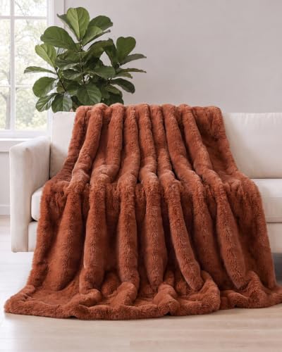 Faux Fur Throw Blanket - Queen Size Bubble Blanket - 90" x 90" Mocha Mousse